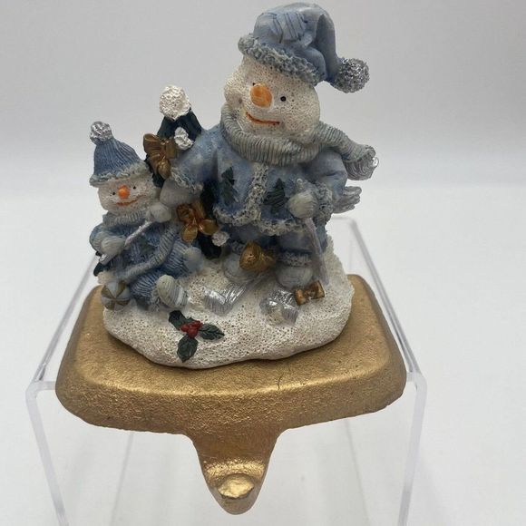 Snowman & Child Skiing on a Snowbank Setting on a Metal Hanger K. Collections - Picture 2 of 5